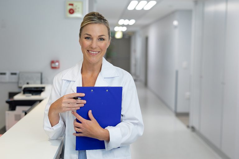 What to Expect in CNA Training Program